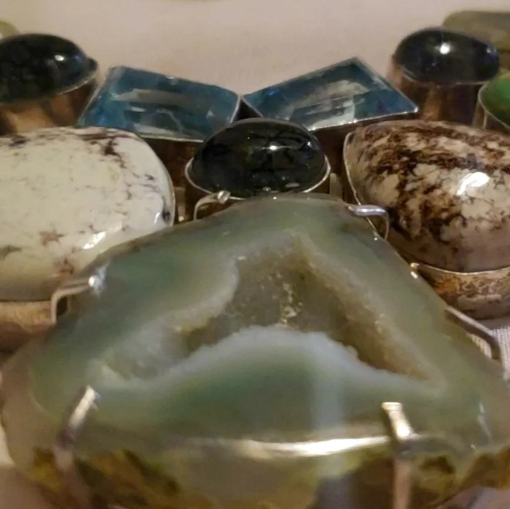 Showstopping Multi-Gemstone Extravaganza Statement Necklace - Picture 9 of 16